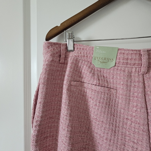 Pink Tweed Pleat Women's Shorts Size 14 - Picture 6 of 10
